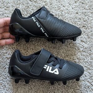 Fila Boy's Black Soccer Cleats Size US 11